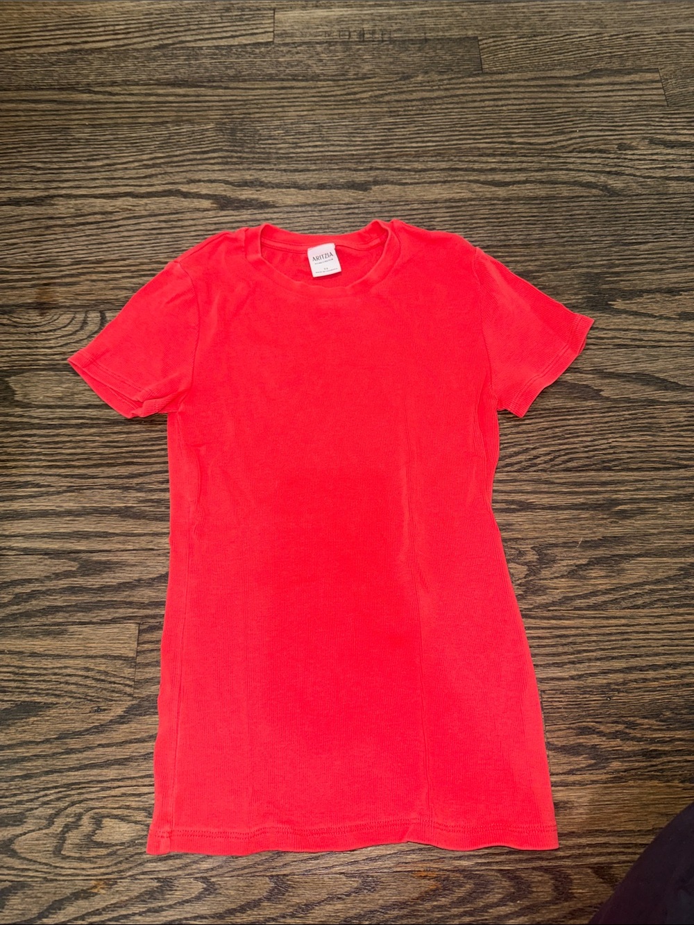 Aritiza Short Sleeve Crewneck Tee - Red